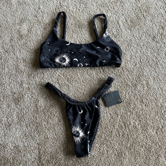Skatie Celestial Black and White Bikini Set - Picture 1 of 1